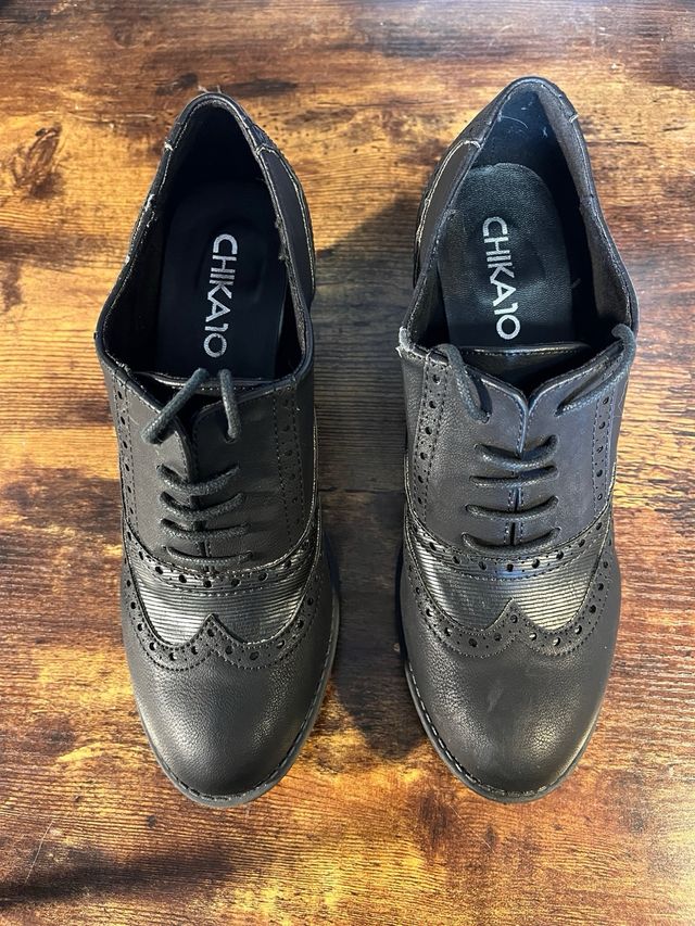 Zapatos Brogue Tacón Victoriano Negro antracita