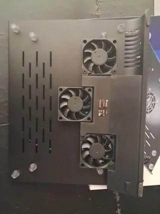 Soporte Refrigerador NGS Slim Stand 3 Ventiladores