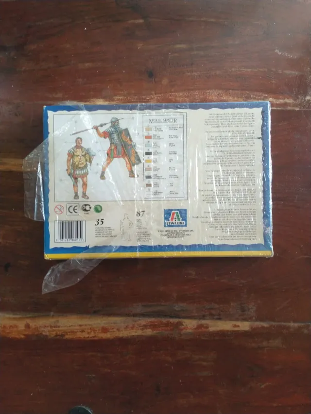 35 Soldados Romanos Italeri 1:72