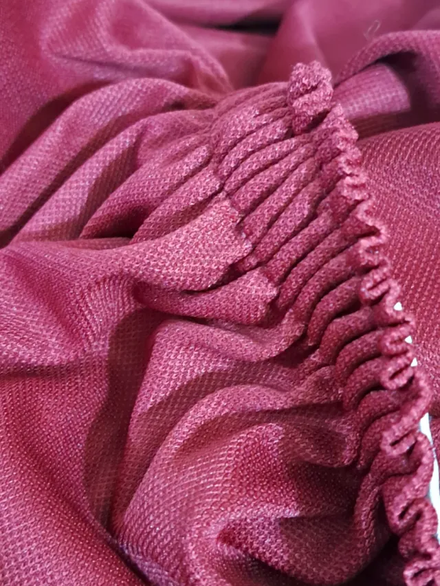 Copridivano elasticizzato rosso Tre posti