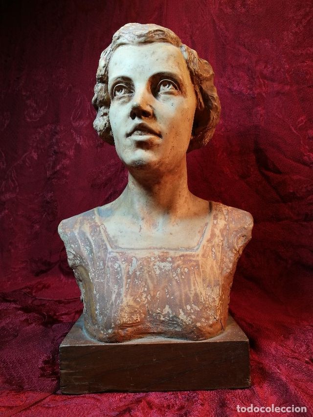 Scultura in terracotta di Julià Fàbregas