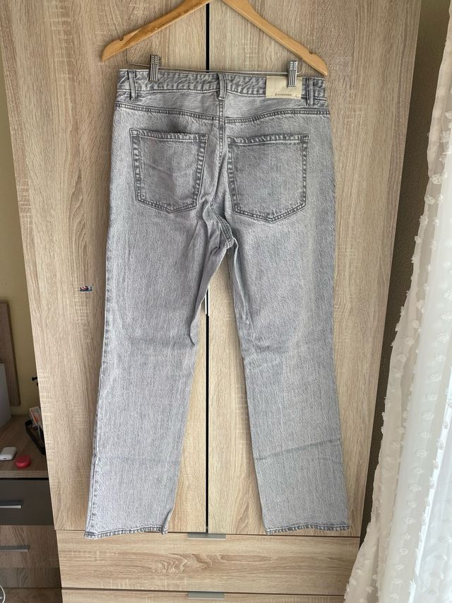 Vaqueros Stradivarius grises Talla 42