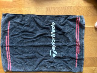 Toalla de golf TaylorMade