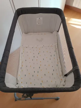 Minicuna colecho Kikka Boo con colchón