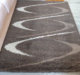 Tappeto moderno marrone e bianco a pelo lungo