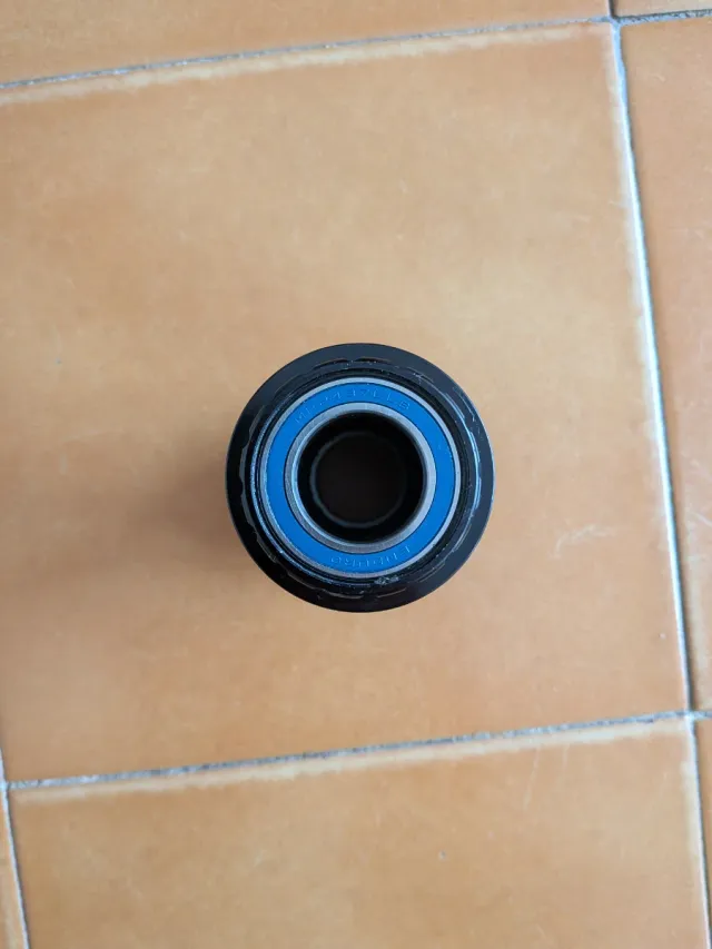 Eje de pedalier Wheels MFG PF30 Outboard 24mm