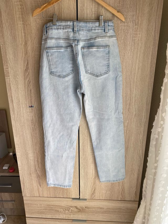 Vaqueros Mom Primark Talla 40