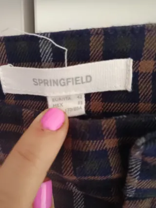 Pantalón de cuadros azul y marrón