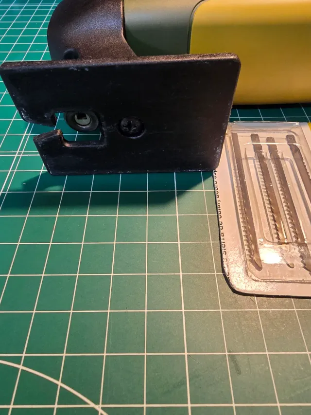 Mini sierra calar Proxxon STS 12/E