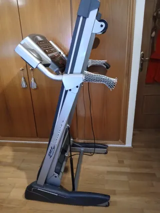 Cinta de Correr plegable BH Pioneer Star