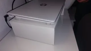 Elevador pantalla/portátil madera blanca