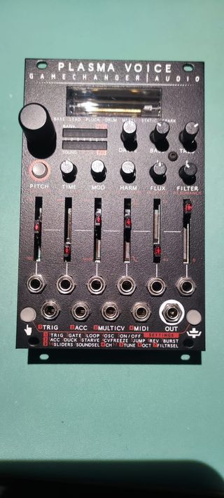 GameChanger Plasma Voice Sintetizador Modular