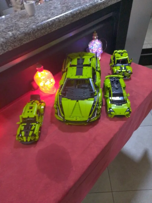 Lego Technic Auto da Collezione