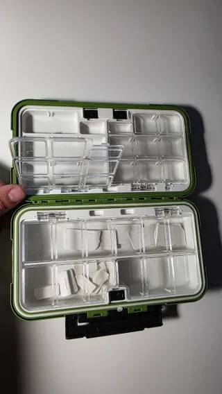 Caja estanca para pesca