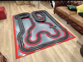 SCALEXTRIC COMPACT