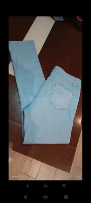 Vaqueros elásticos mujer