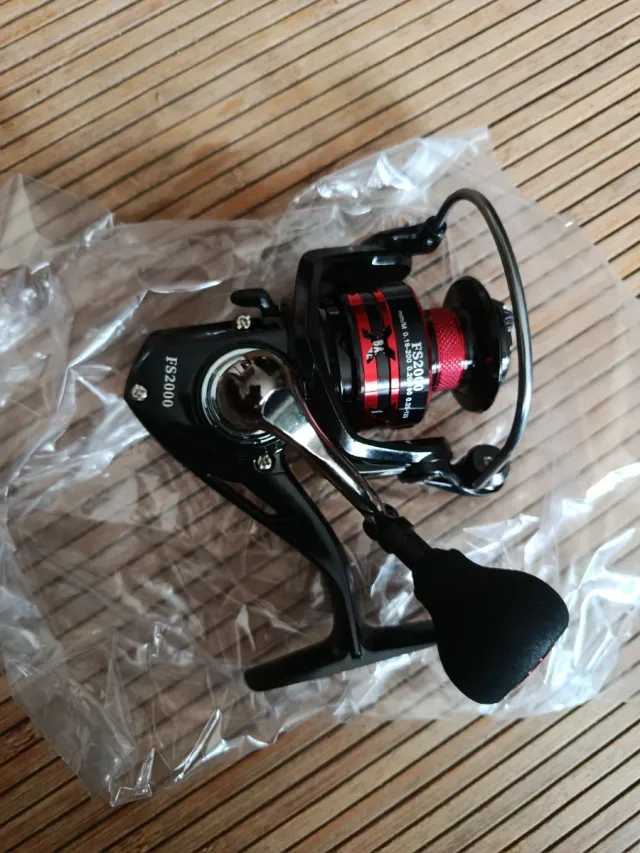 Carrete de pesca 2000