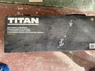 Lijadora de Pladur Titan TTB927SDR 600W