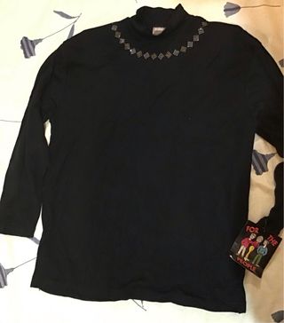 Suéter negro con pedrería. Zaidín - Granada. V.P.