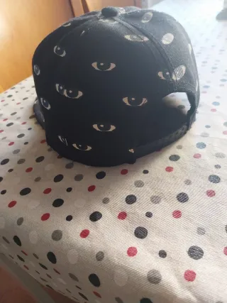 Gorra OBEY negra con estampado de ojos