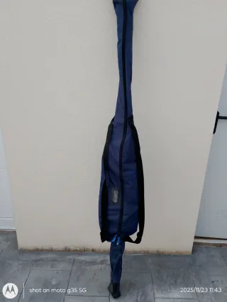 Esquís Atomic 180 cm + Bastones y Bolsa