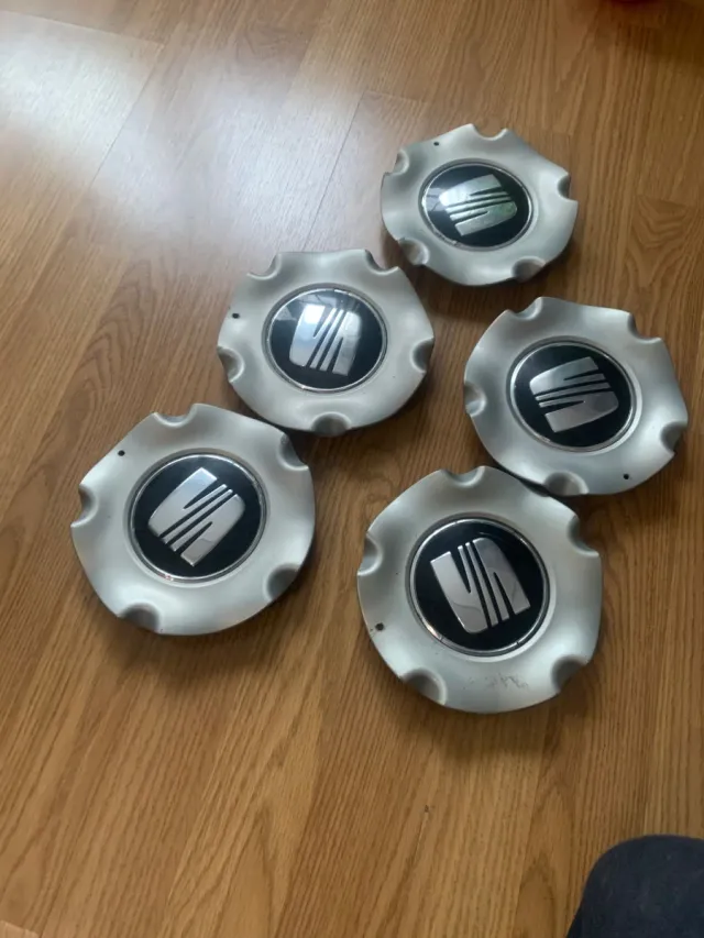 León fr tapas llantas x5