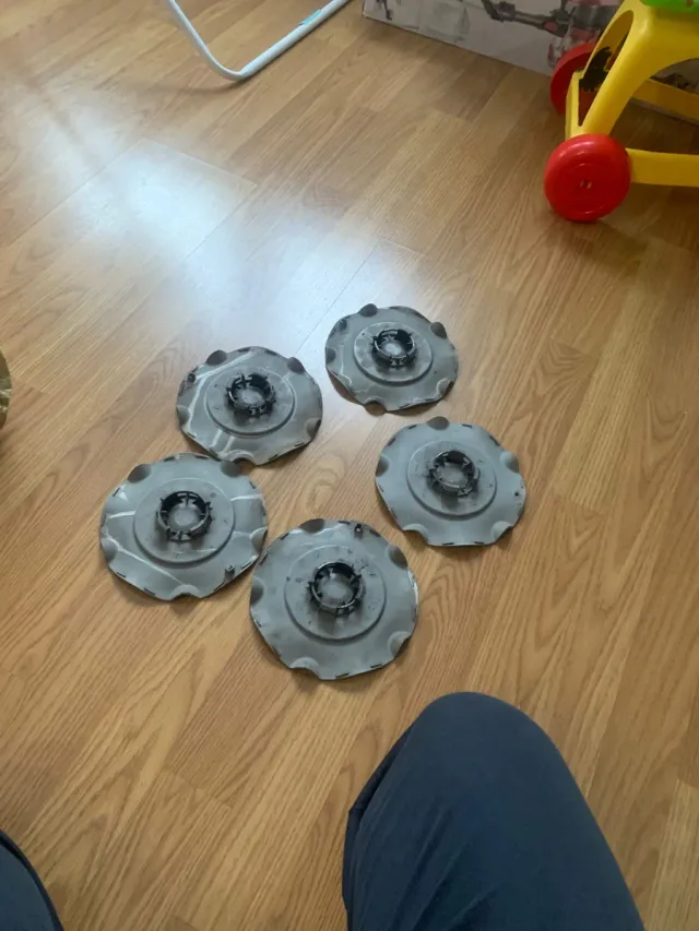 León fr tapas llantas x5