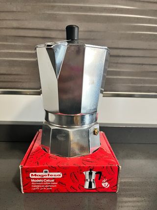 Cafetera Magefesa Catual 9 tazas aluminio