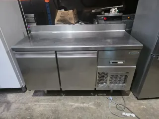 Venta y reparación de hostelería