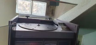 Equipo de música Amstrad años 80 para revisar.