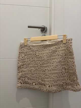 Falda Mango crochet beige