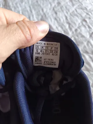 Deportivas Adidas Azul y Blanco