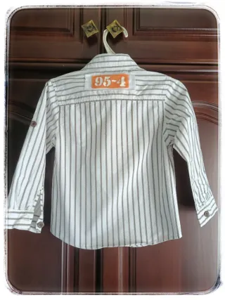 Camisa de rayas para niño 30 meses