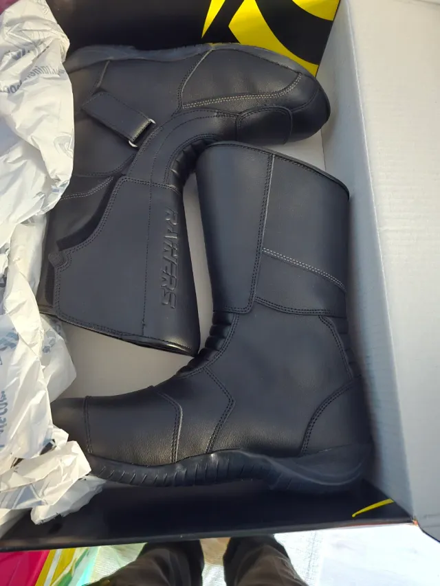 Botas de moto RAINERS S35 nuevas