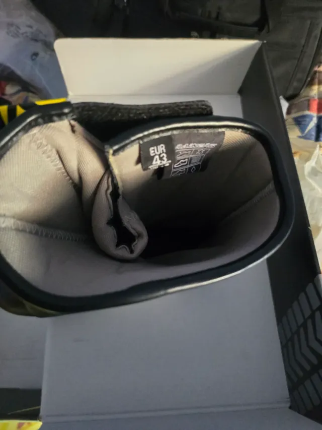 Botas de moto RAINERS S35 nuevas