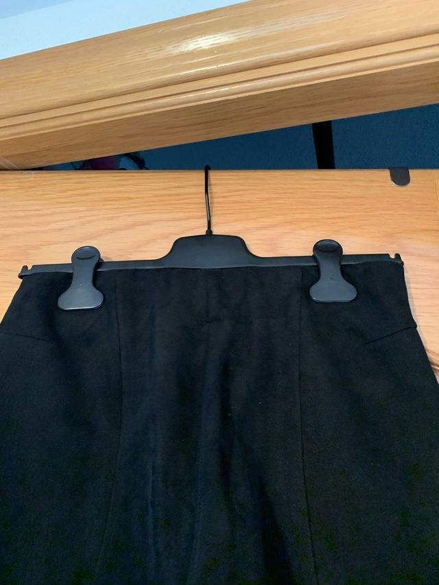 Pantalón Zara tacto ante negro