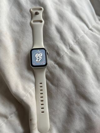 Reloj Apple Watch serie 5  40 mm plateado