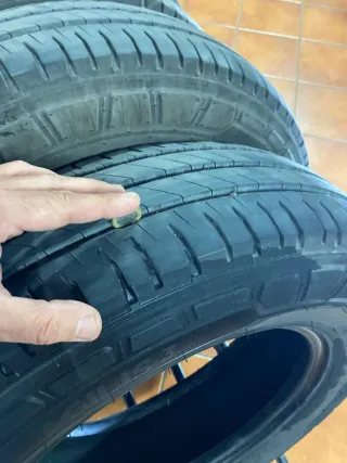 4 Neumáticos Michelin Agilis 3 215/75/16 furgon