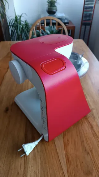 Robot amasador Bosch.