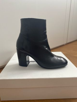 Botines tacón Bimba y Lola negros T37