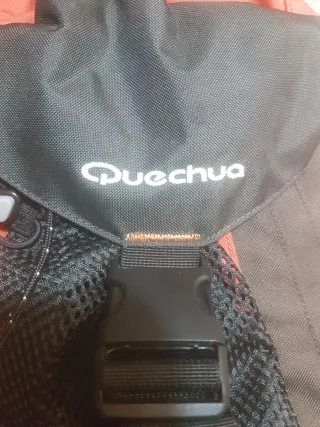 Mochila Quechua 30L Nueva