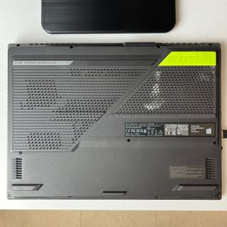 ASUS ROG Strix G15 G513RM-HQ012 Ryzen 7