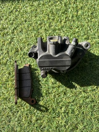 Pinza Freno Delantera Derecha BMW