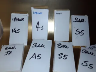 Batterie nuove iPhone e Samsung da 10euro