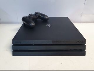 PS4 Pro 1TB Negra VENDO O CAMBIO VALENCIA