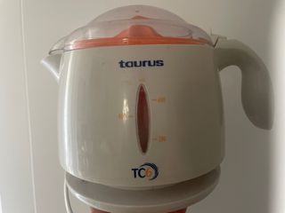 Exprimidor Taurus TC6 Naranja