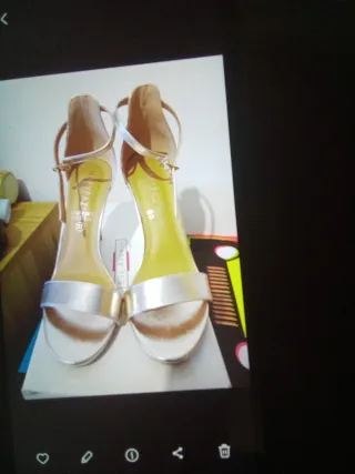 Sandalias tacón doradas