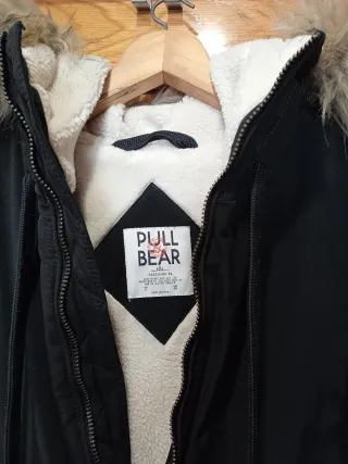 Cazadora Pull and Bear Azul marino con Capucha