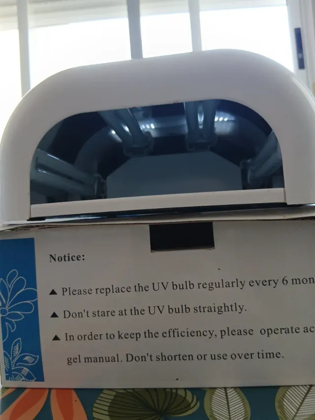 Lámpara UV para Uñas