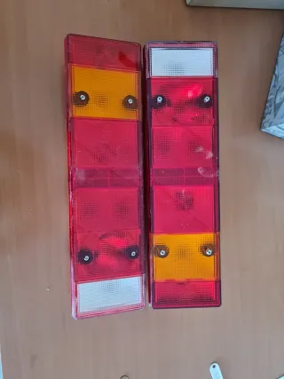 Pilotos traseros Daf